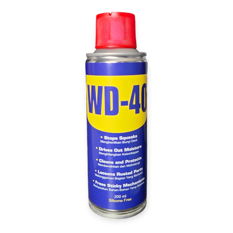 Універсальне мастило WD-40 200 мл на білому фоні